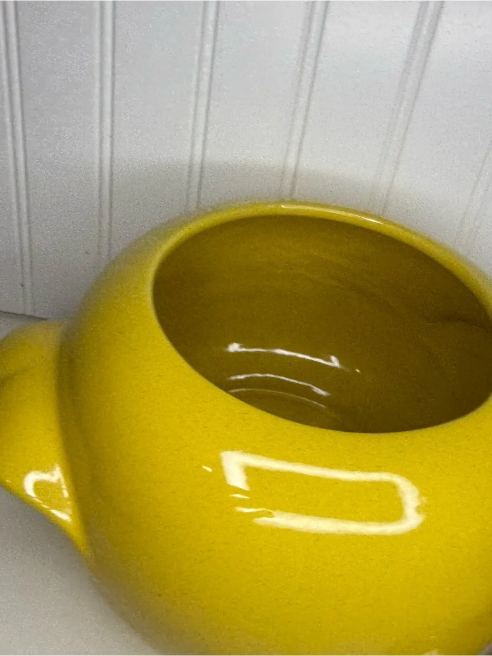 VINTAGE FRANKOMA GV SUNFLOWER YELLOW LIDDED CASSEROLE DISH WITH WARMER STAND